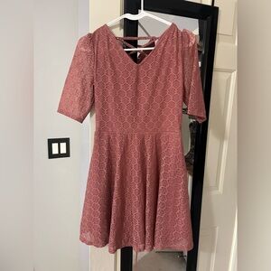 Size M dress